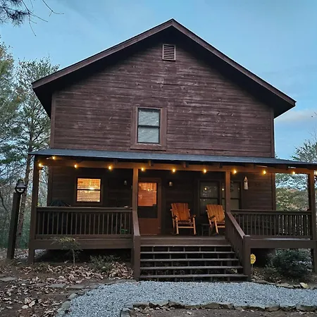 Villa On Mountain Time